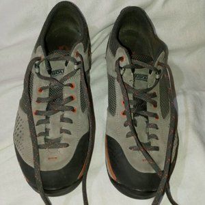 Vasque Grand Traverse Hiking Shoes